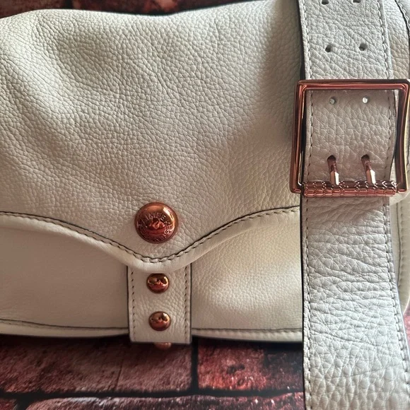 NWT Aimee Kestenberg White Leather Crossbody Bag with pockets and wide strap. - Picture 2 of 16